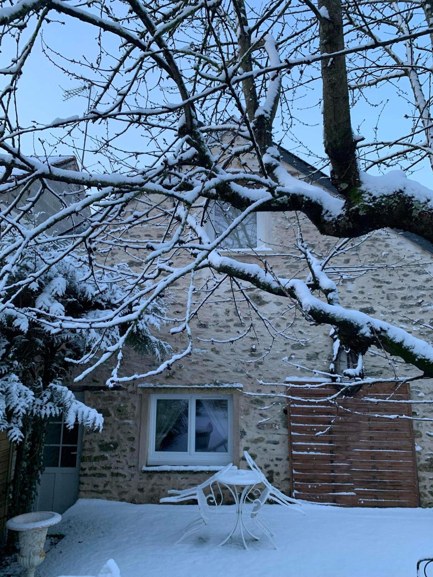 Paradis Fleuri Et Son Bain Nordique Chaussy  Exterior foto