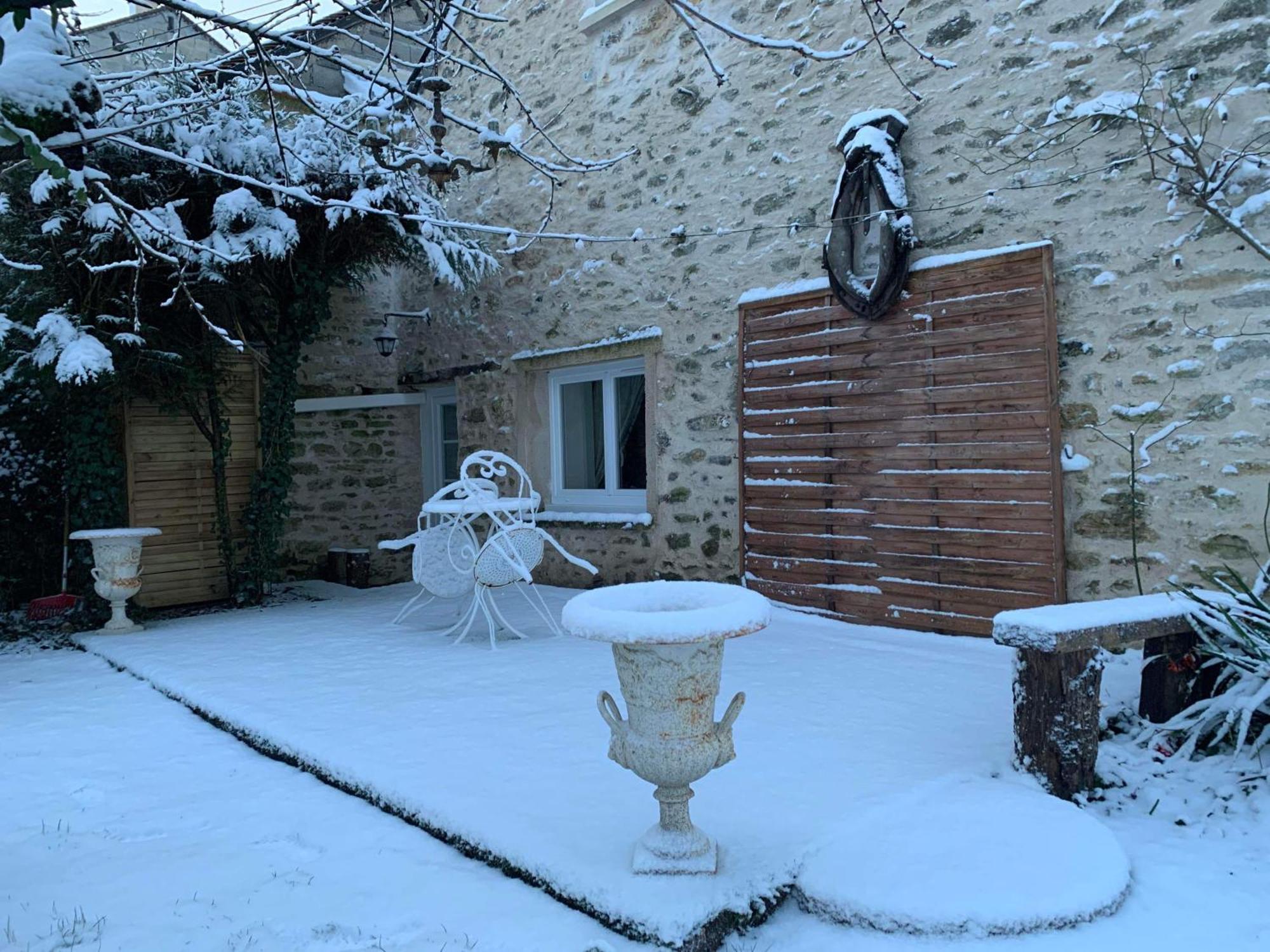 Paradis Fleuri Et Son Bain Nordique Chaussy  Exterior foto